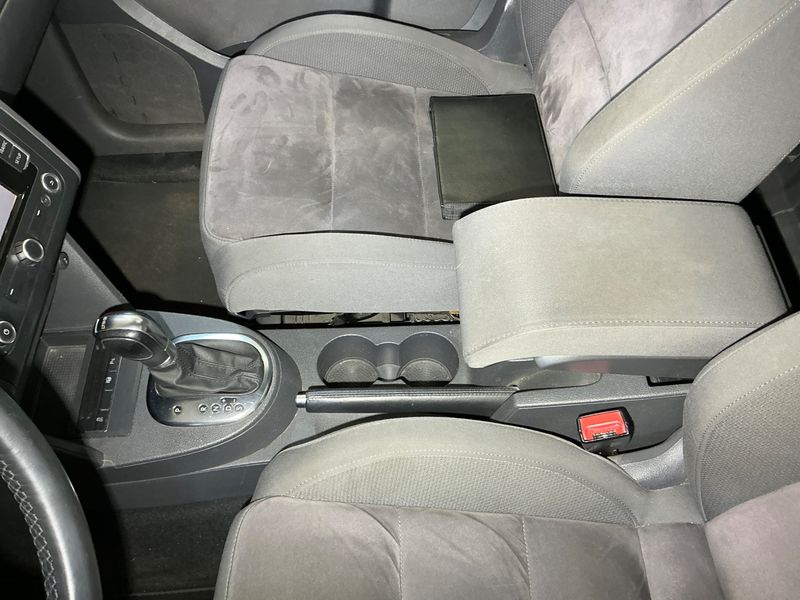 Volkswagen Touran 2.0 TDI Highline 2011 – снимка 30