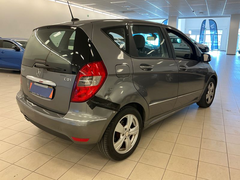 Mercedes-Benz A-Klasse A 180 CDI Avantgarde 2011 – снимка 2