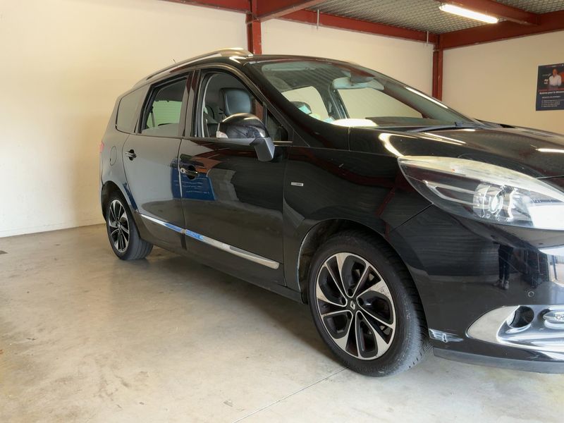 Renault Grand Scenic 1.6 dCi Energy Bose 2015 – снимка 12