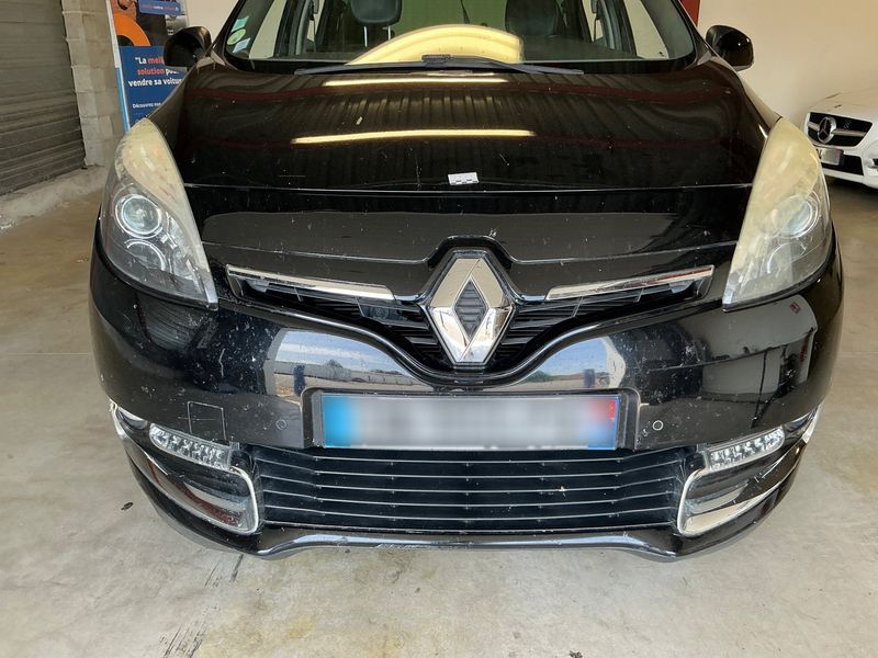 Renault Grand Scenic 1.6 dCi Energy Bose 2015 – снимка 36