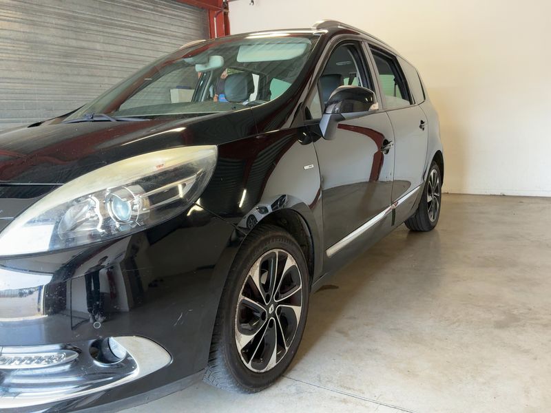 Renault Grand Scenic 1.6 dCi Energy Bose 2015 – снимка 2