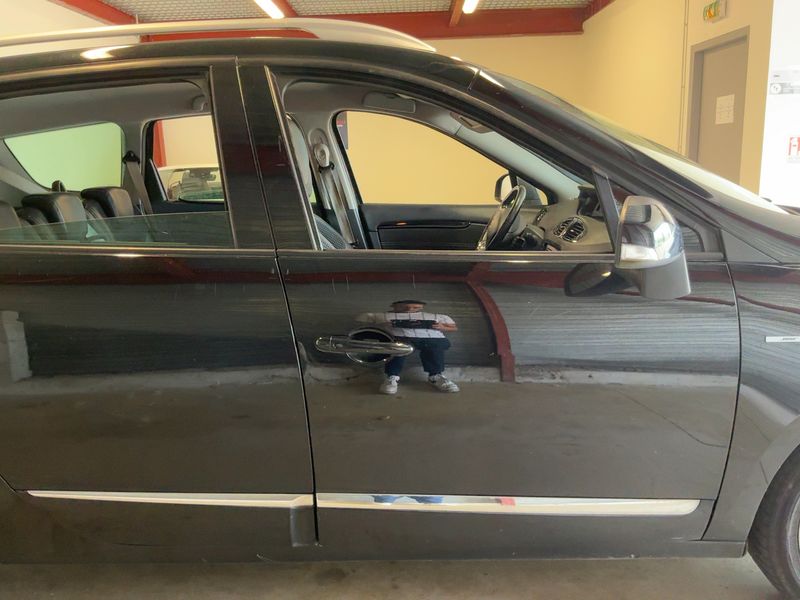 Renault Grand Scenic 1.6 dCi Energy Bose 2015 – снимка 10