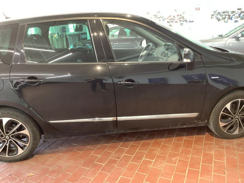 Renault Scenic 1.2 TCe Energy BOSE Edition 2014 – снимка 10
