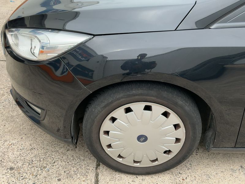 Ford Focus 1.5 TDCi 2015 – снимка 17
