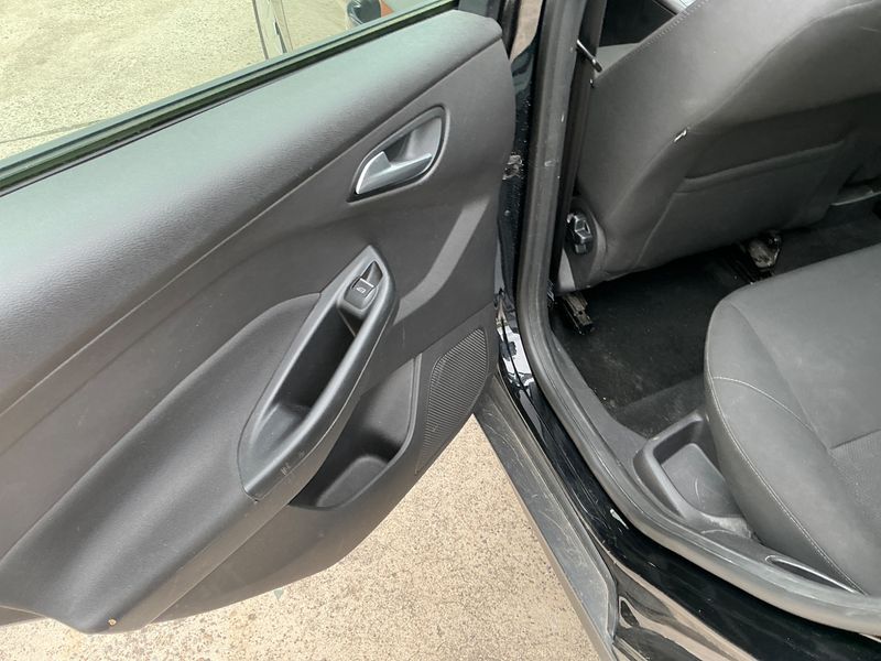 Ford Focus 1.5 TDCi 2015 – снимка 37