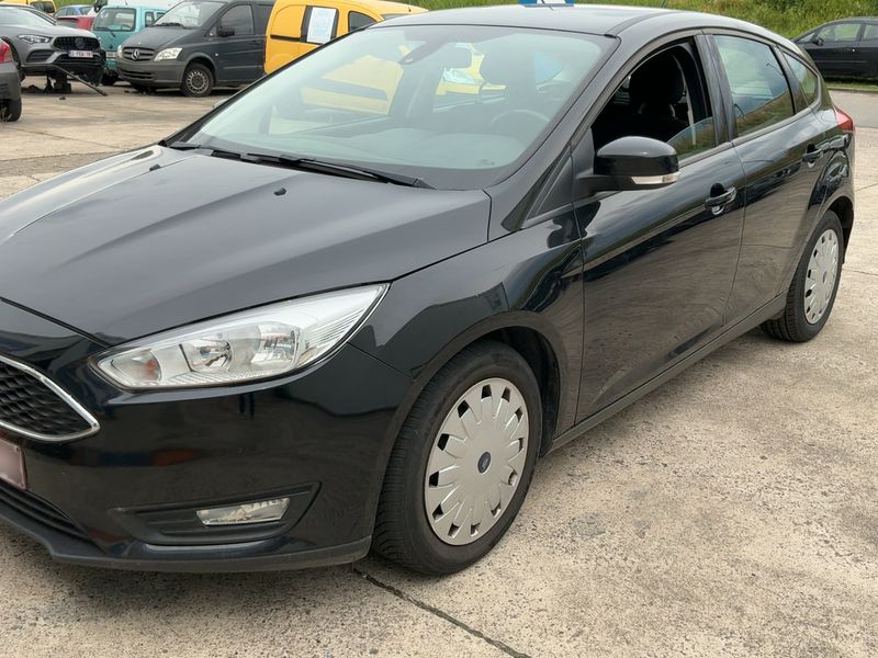 Ford Focus 1.5 TDCi 2015 – снимка 2
