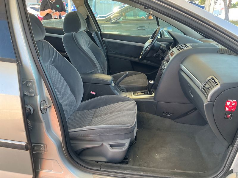 Peugeot 407 2.0 HDi ST Confort 2004 – снимка 3
