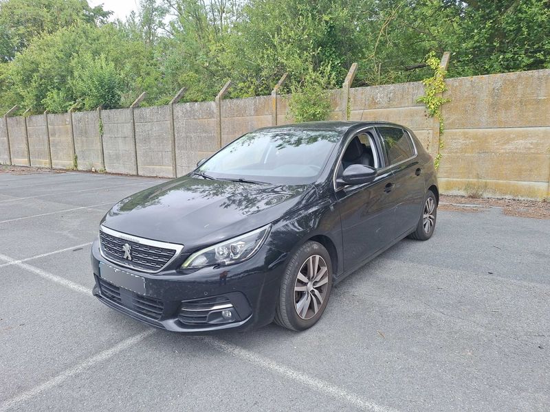 Peugeot 308 1.5 Blue-HDi Tech Edition 2018 – снимка 1