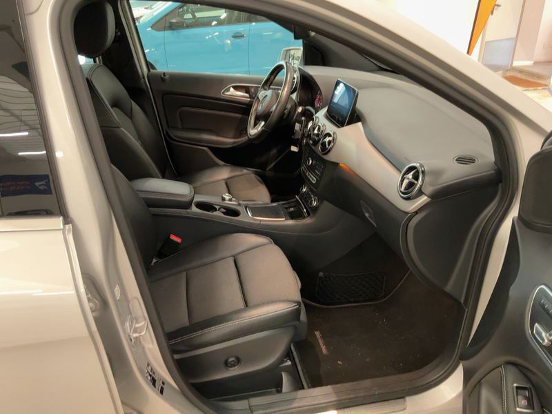 Mercedes-Benz B-Klasse B 220 CDI Urban 2017 – снимка 16