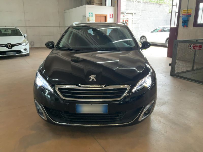 Peugeot 308 2.0 Blue-HDi Allure 2016 – снимка 14