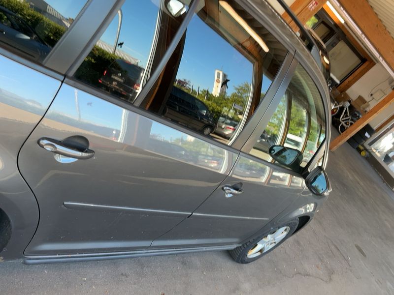 Volkswagen Touran 1.6 TDI 4Friends BlueMotion Tech 2013 – снимка 10