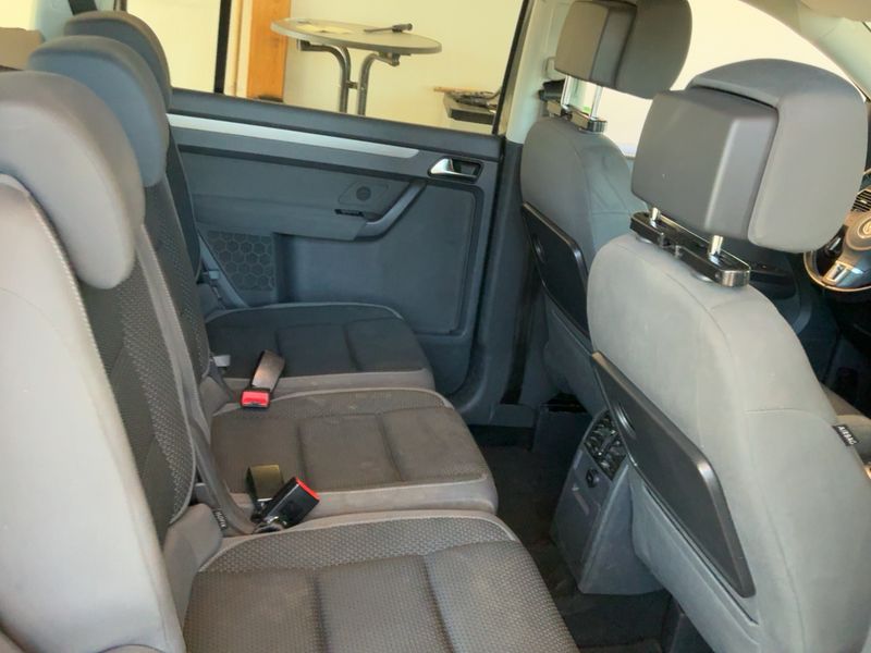 Volkswagen Touran 1.6 TDI 4Friends BlueMotion Tech 2013 – снимка 20