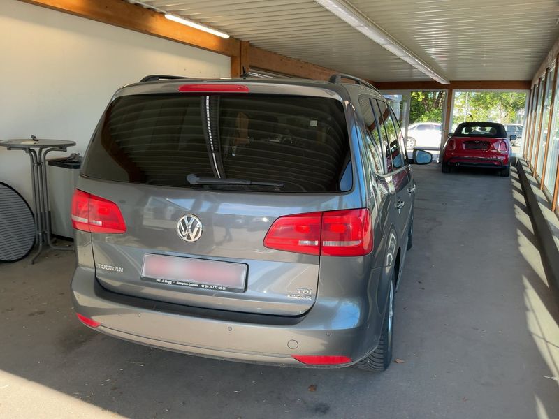 Volkswagen Touran 1.6 TDI 4Friends BlueMotion Tech 2013 – снимка 8