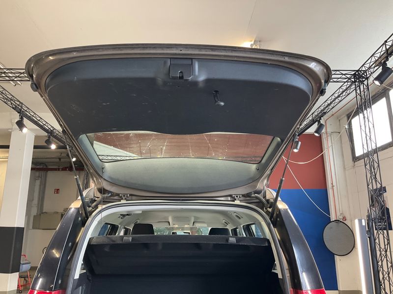 Skoda Yeti 2.0 TDI Active Plus Edition 2012 – снимка 35