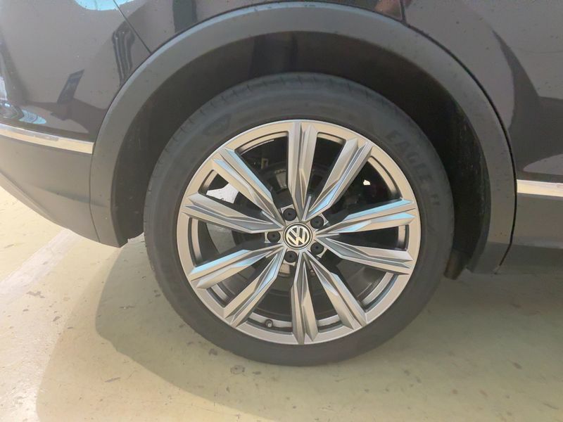Volkswagen Tiguan 2.0 TDI Highline 4Motion BlueMotion Tech 2016 – снимка 9