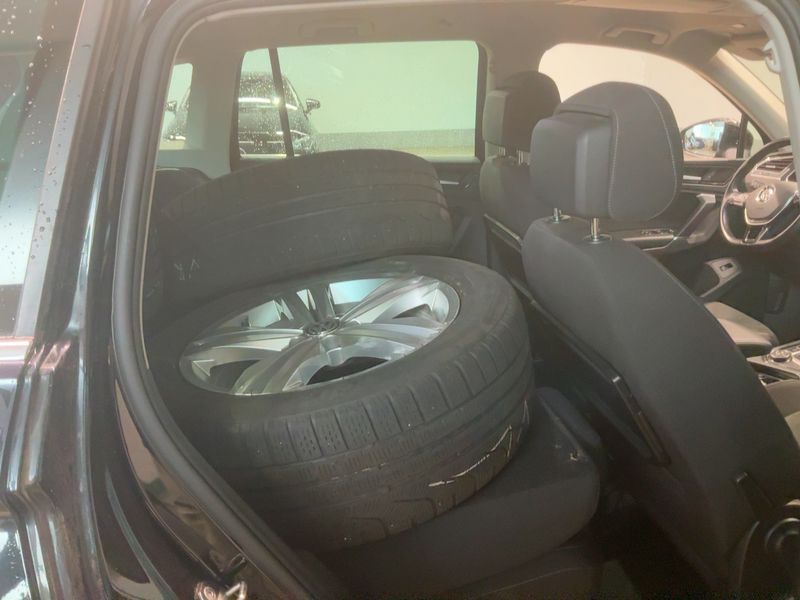 Volkswagen Tiguan 2.0 TDI Highline 4Motion BlueMotion Tech 2016 – снимка 20