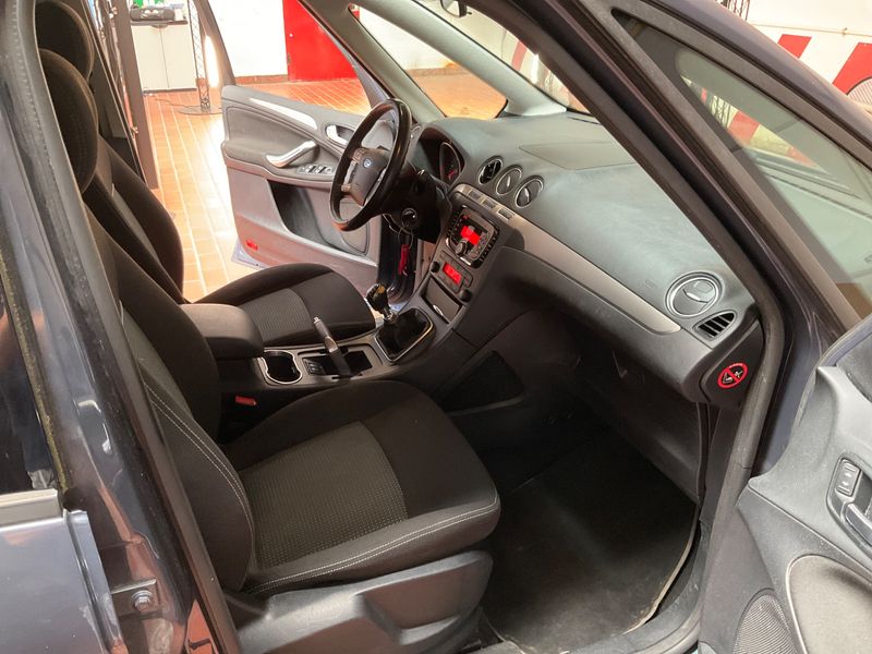 Ford Galaxy 2.0 TDCi Trend 2012 – снимка 3