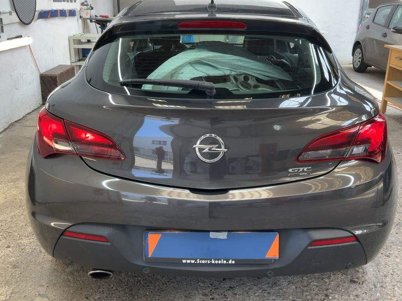 Opel Astra GTC 2.0 CDTI Basis 2014 – снимка 7