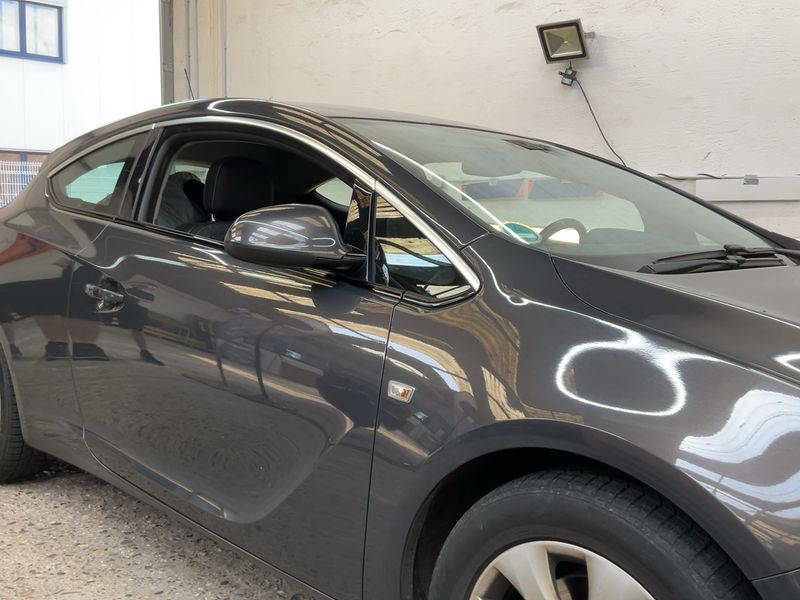 Opel Astra GTC 2.0 CDTI Basis 2014 – снимка 12