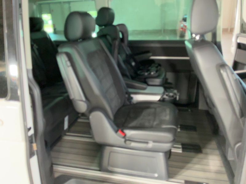 Volkswagen T6 Multivan 2.0 TDI Edition 4Motion 2019 – снимка 19