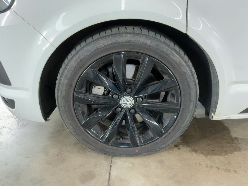 Volkswagen T6 Multivan 2.0 TDI Edition 4Motion 2019 – снимка 3