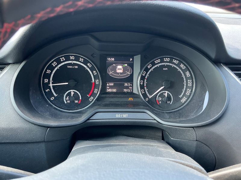 Skoda Octavia 2.0 TDI RS 2014 – снимка 19