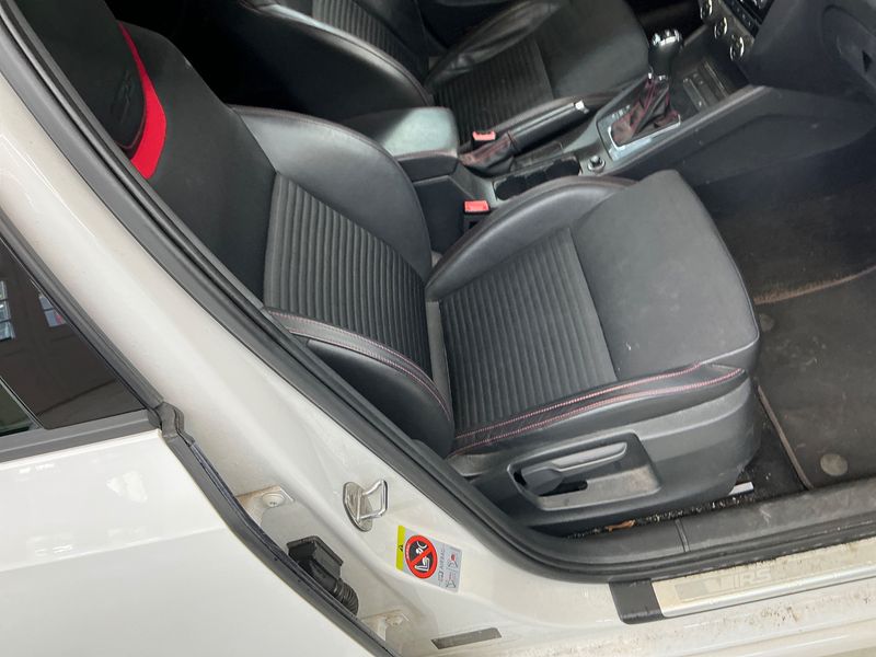Skoda Octavia 2.0 TDI RS 2014 – снимка 29