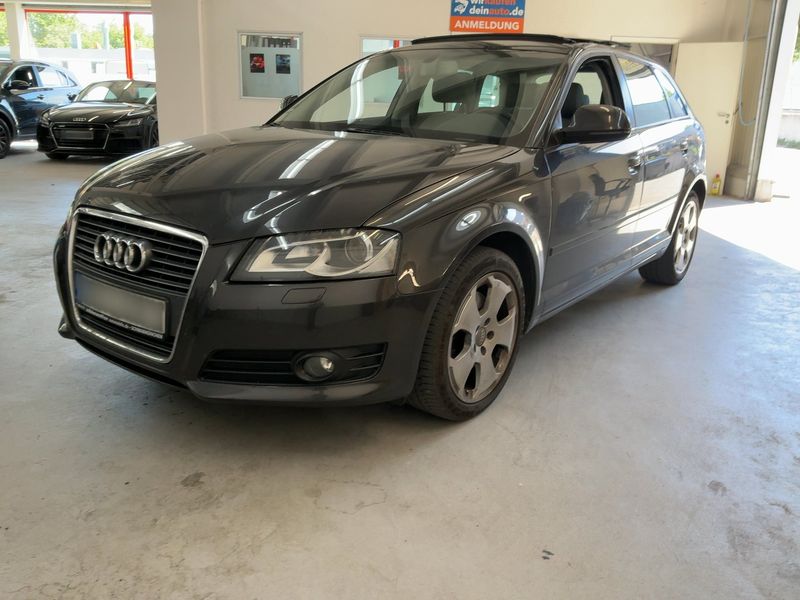 Audi A3 Sportback 2.0 TFSI Ambiente 2010 – снимка 2