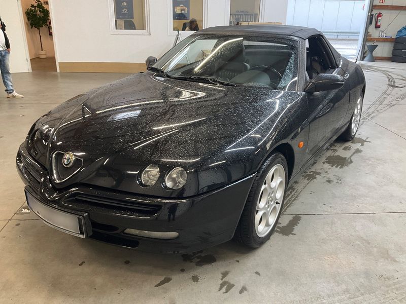 Alfa Romeo Alfa Spider 2.0 T.Spark L 1999 – снимка 1