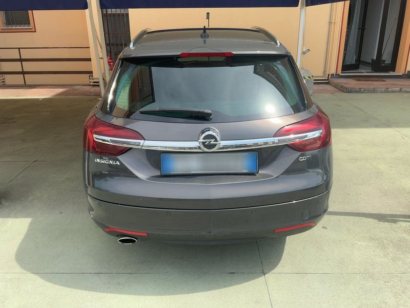 Opel Insignia Sports Tourer 2.0 CDTI Sport 2015 – снимка 7