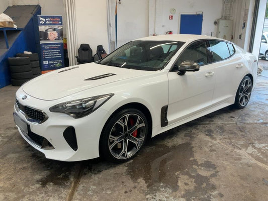 Kia Stinger 3.3 V6 TGDI GT 4WD 2017 – снимка 1