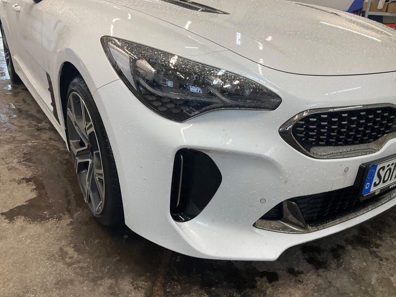 Kia Stinger 3.3 V6 TGDI GT 4WD 2017 – снимка 28