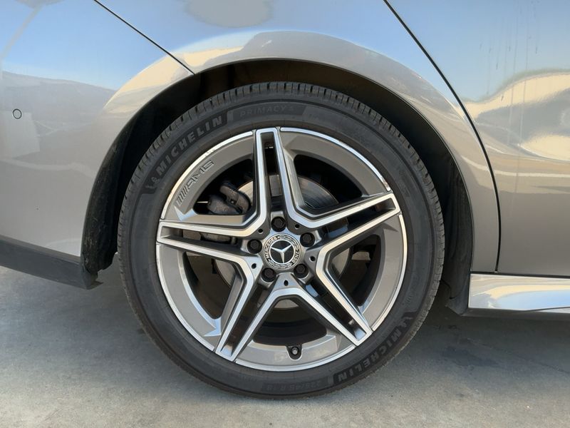 Mercedes-Benz CLA-Klasse CLA 200 d Shooting Brake AMG Line 2020 – снимка 9