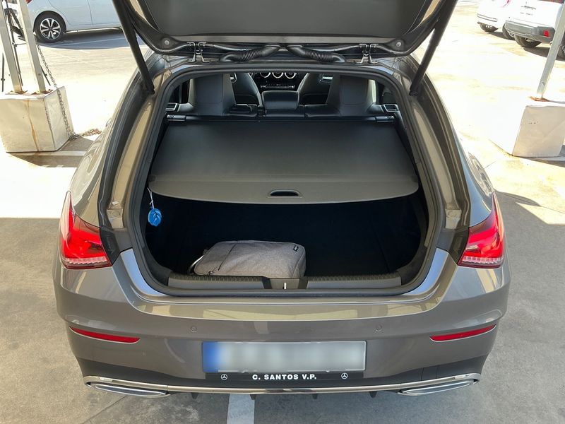 Mercedes-Benz CLA-Klasse CLA 200 d Shooting Brake AMG Line 2020 – снимка 15