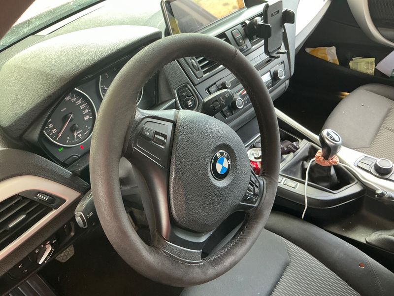 BMW 1er 118d 2012 – снимка 33