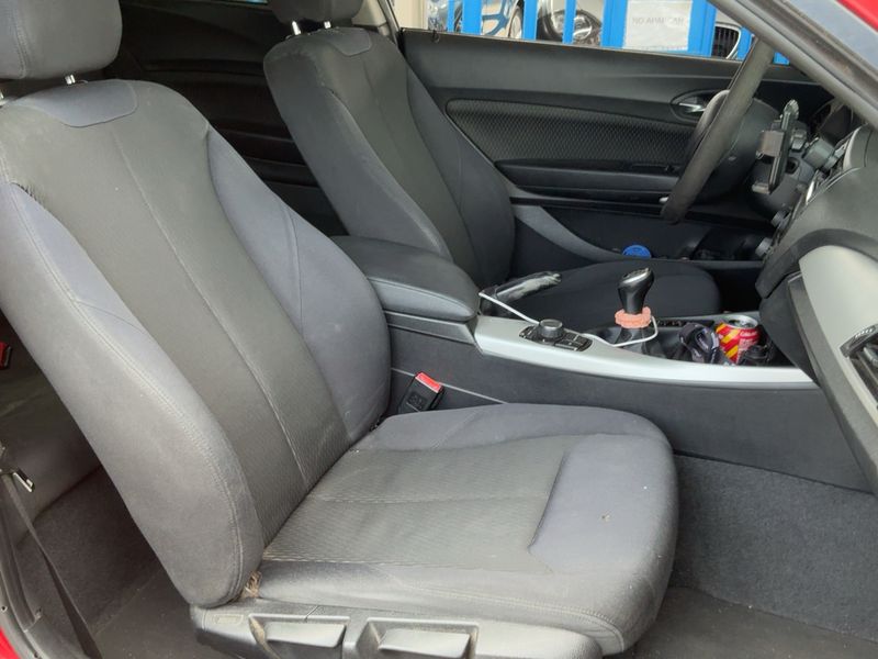 BMW 1er 118d 2012 – снимка 16