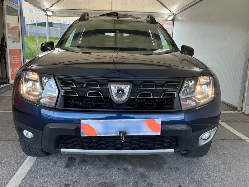 Dacia Duster 1.5 dCi Black Shadow 4x2 2017 – снимка 14