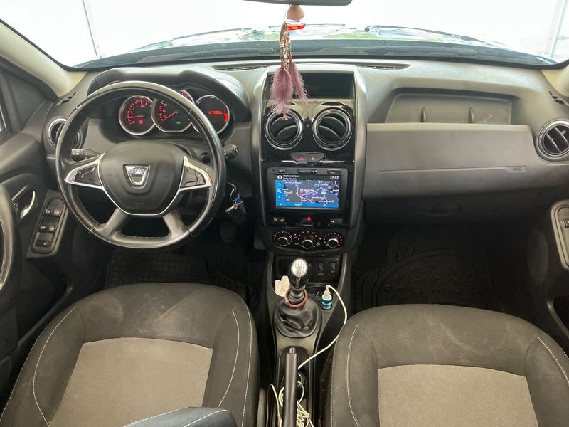 Dacia Duster 1.5 dCi Black Shadow 4x2 2017 – снимка 17