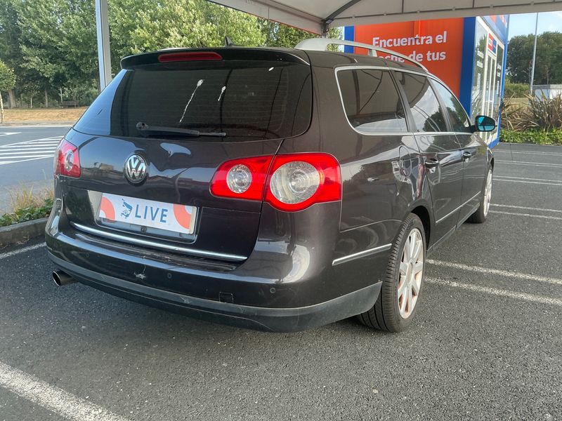 Volkswagen Passat 2.0 TDI Highline 2007 – снимка 2