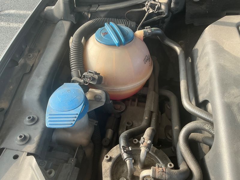 Volkswagen Passat 2.0 TDI Highline 2007 – снимка на щета