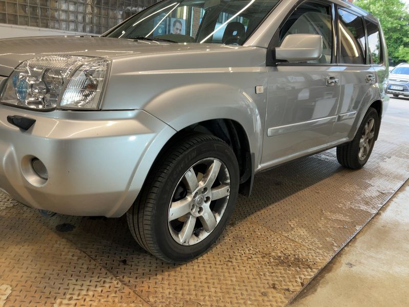 Nissan X-Trail 2.5 Elegance 2005 – снимка 2