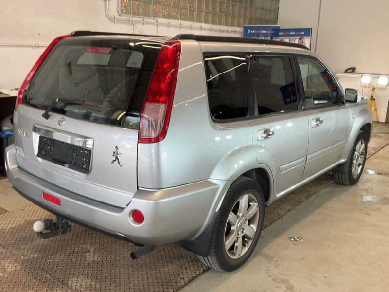 Nissan X-Trail 2.5 Elegance 2005 – снимка 8