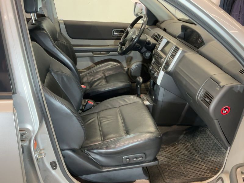 Nissan X-Trail 2.5 Elegance 2005 – снимка 17