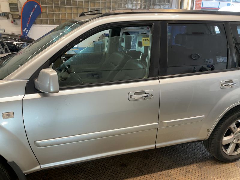Nissan X-Trail 2.5 Elegance 2005 – снимка 4