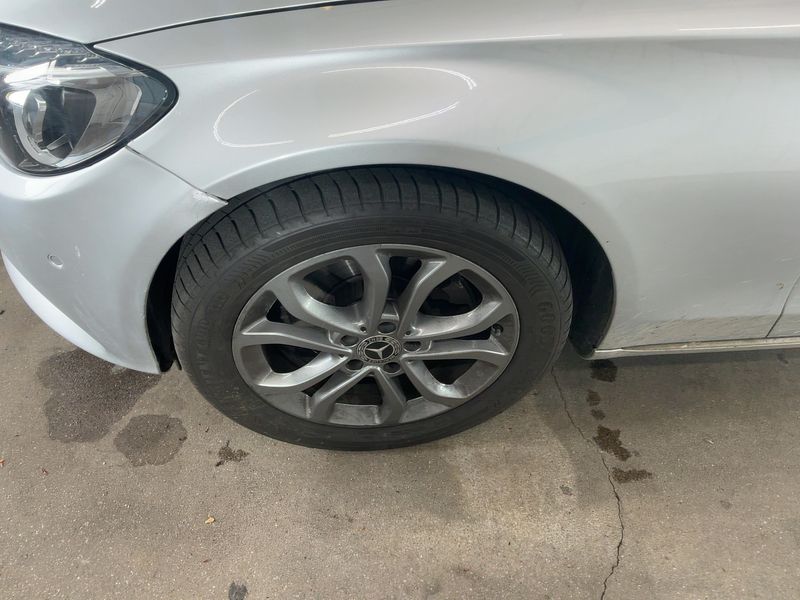 Mercedes-Benz C-Klasse C 220 d T BlueTEC Avantgarde 2018 – снимка 16