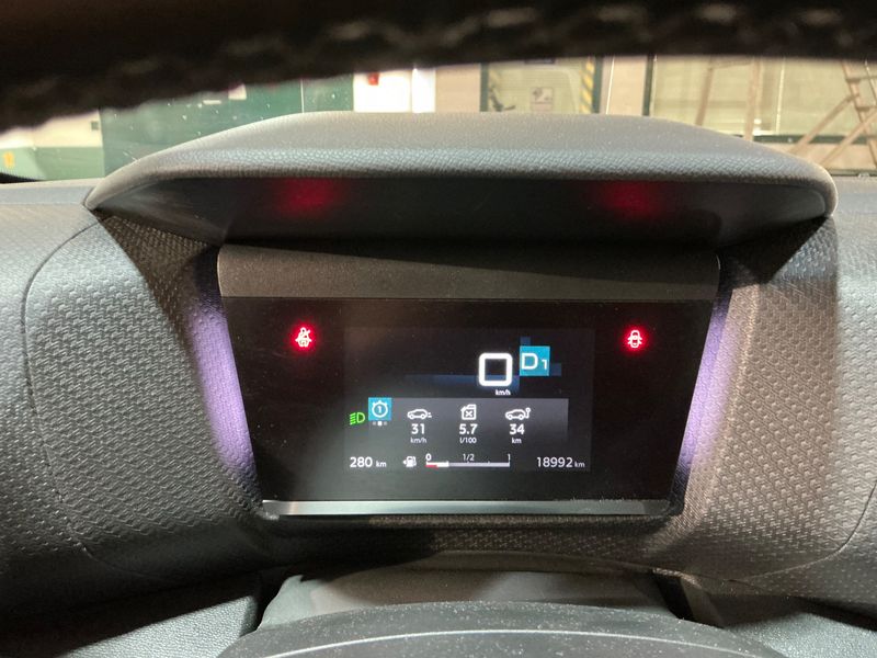 Citroen C4 1.5 Blue-HDi Shine 2022 – снимка 18