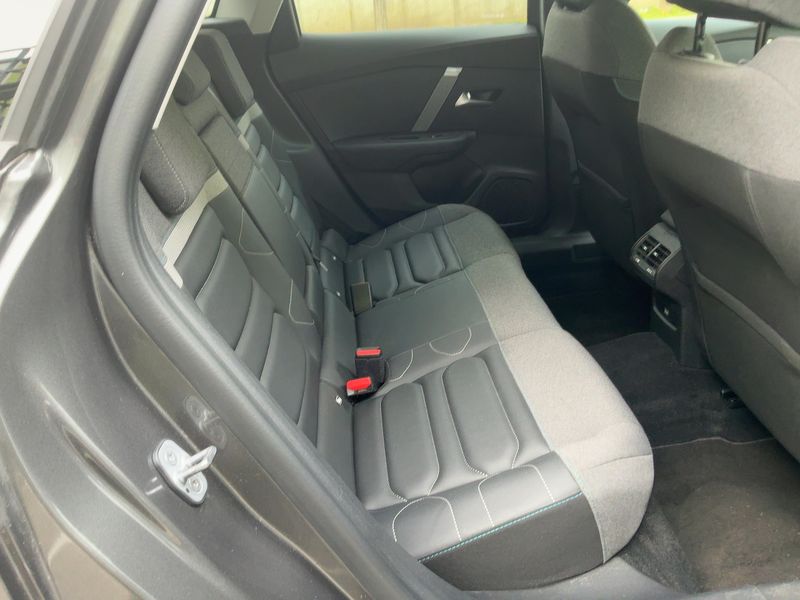 Citroen C4 1.5 Blue-HDi Shine 2022 – снимка 19