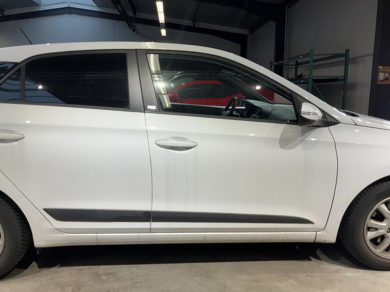 Hyundai i20 1.0 TGDI Passion blue 2017 – снимка 10