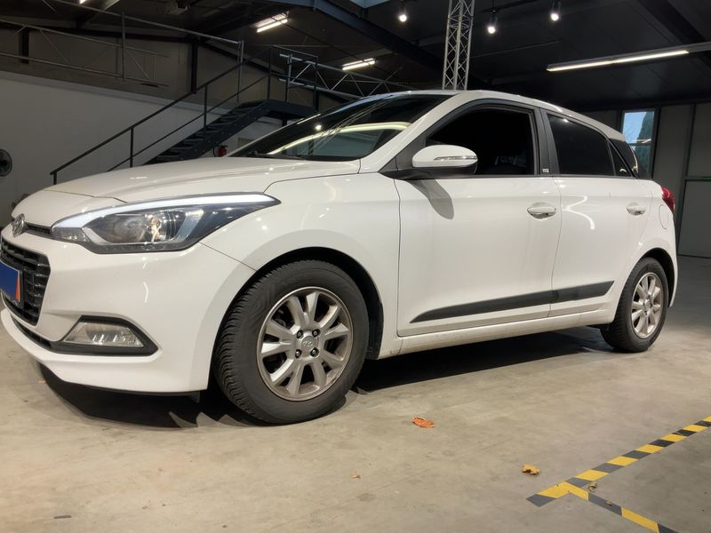 Hyundai i20 1.0 TGDI Passion blue 2017 – снимка 2