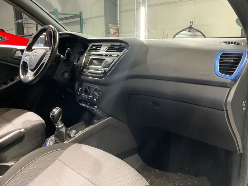 Hyundai i20 1.0 TGDI Passion blue 2017 – снимка 24